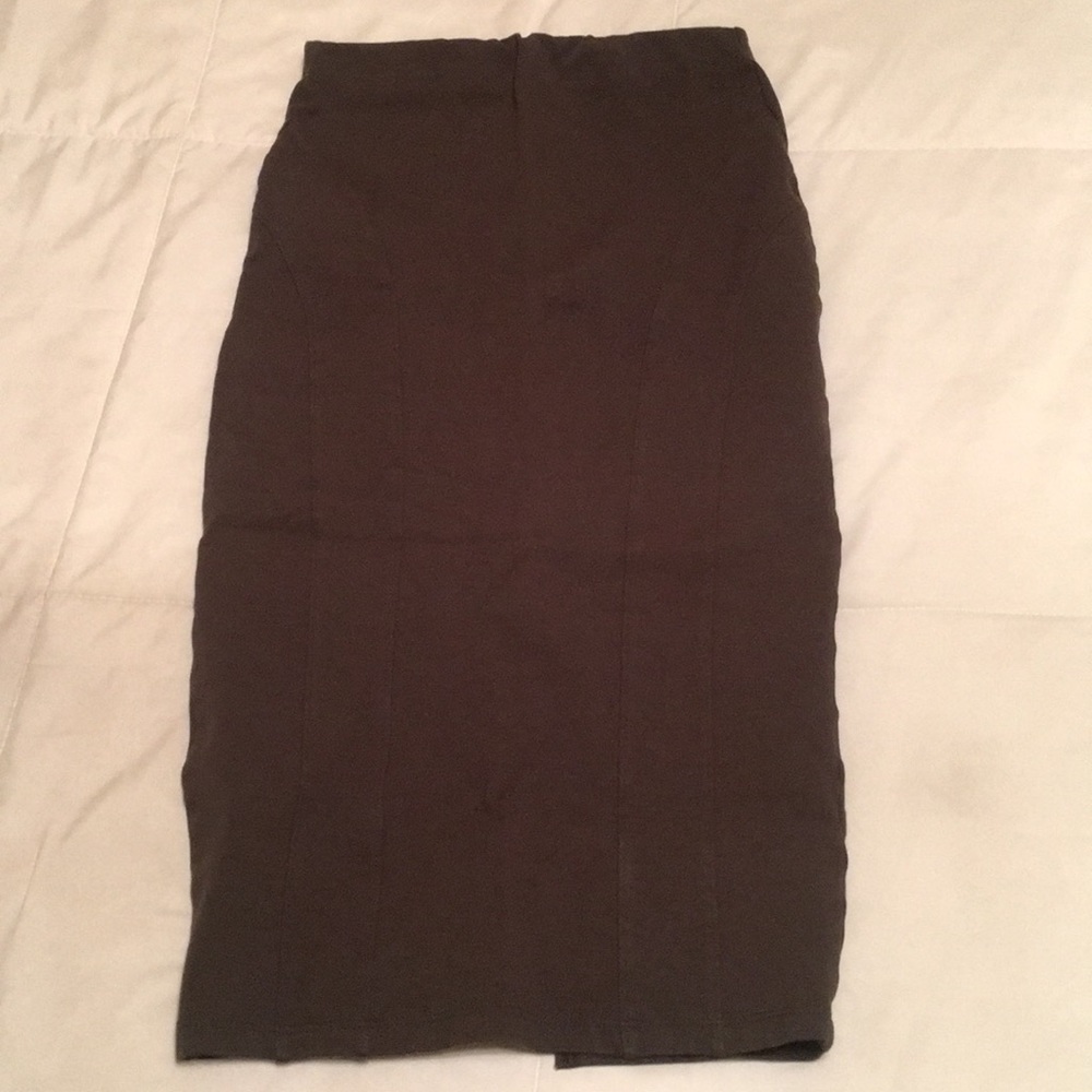 Windsor: Olive green pencil skirt